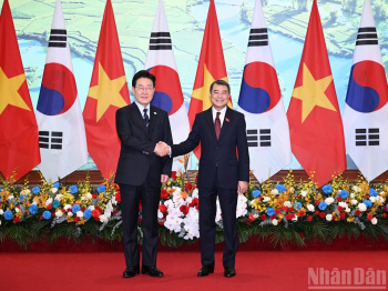 [Ảnh] Thủ tướng Lê Minh Hưng hội kiến Tổng thống Hàn Quốc Lee Jae Myung