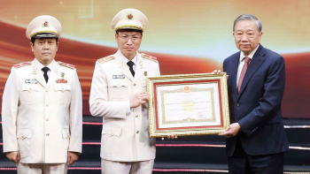 [Ảnh] Tổng Bí thư, Chủ tịch nước dự Lễ kỷ niệm 80 năm Ngày truyền thống lực lượng Tham mưu Công an Nhân dân