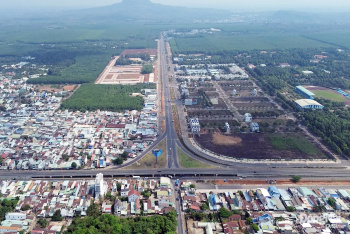 Dau Giay on the way to ward status: From existing foundations to expectations for breakthroughs