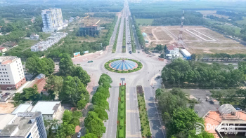 Ủy ban Thường vụ Quốc hội ban hành Nghị quyết thành lập 10...