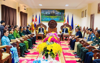 Đoàn công tác tỉnh Đồng Nai thăm, chúc Tết Chol Chnam Thmay...