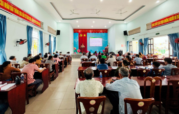 Tập huấn nghiệp vụ cho Ban quản lý tổ tiết kiệm & vay vốn địa bàn xã Phú Hoà