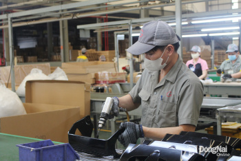 Leveraging workers’ innovation to drive production
