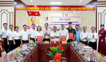Xã Phước An: Ký kết Chương trình phối hợp thực hiện mô hình “Từ nội địa hướng về biên giới”
