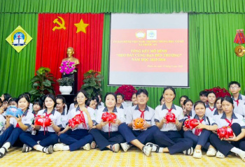 Phước An: Tổng kết mô hình “Heo đất cùng bạn đến trường” năm học 2025 – 2026