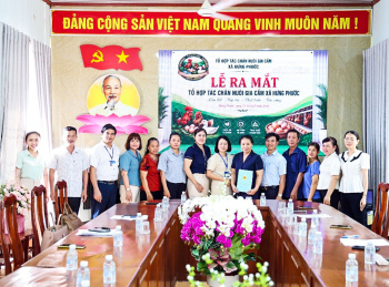 Hưng Phước ra mắt tổ hợp tác chăn nuôi gia cầm