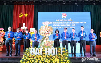 Đồng chí Phạm Thị Lượt giữ chức Bí thư Đoàn UBND thành phố Đồng Nai khóa I