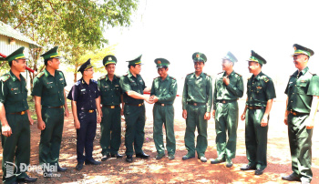 Các đơn vị quân đội duy trì nghiêm công tác sẵn sàng chiến đấu trong những ngày cao điểm lễ