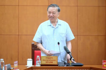 Xây dựng mô hình quản trị biển hiện đại dựa trên khoa học,...
