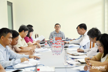 Phó Chủ tịch UBND thành phố Đồng Nai Lê Trường Sơn đối thoại, tiếp công dân
