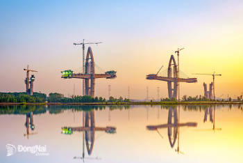 Tác phẩm Kết nối tương lai đoạt giải nhất Cuộc thi ảnh Đồng Nai - Khát vọng vươn mình