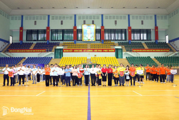 Hơn 200 vận động viên tham gia chương trình giao lưu văn nghệ - thể thao các Văn phòng thành phố Đồng Nai