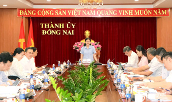 Theo dõi, đôn đốc tiến độ từng dự án trọng điểm tại một số...