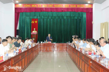 Lãnh đạo thành phố làm việc với các địa phương về công tác...