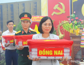 Vận chuyển, bàn giao hơn 4,6 ngàn mẫu phẩm hài cốt liệt sĩ để giám định ADN