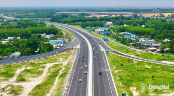 Phát triển hạ tầng giao thông chiến lược