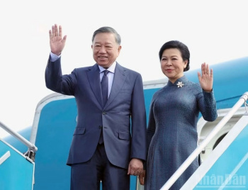 Tổng Bí thư, Chủ tịch nước Tô Lâm cùng Phu nhân lên đường...
