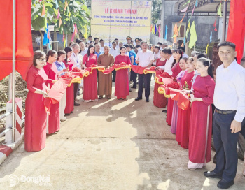 Xã La Ngà khánh thành công trình đường, cầu dân sinh tại tổ 10, ấp Mít Nài