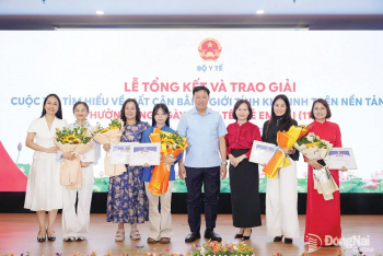 Ngày Quốc tế trẻ em gái (11-10): Trao quyền tự quyết cho trẻ em gái