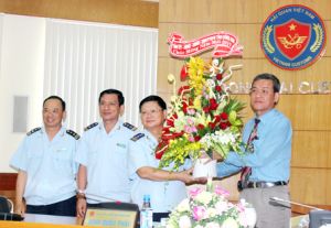 Tỉnh ủy - HĐND - UBND - Ủy ban MTTQ tỉnh chúc mừng năm mới 2017