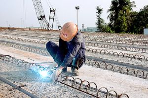 Đầu năm trên công trường cầu An Hảo