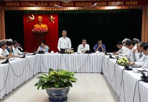 Thực hiện nhiệm vụ phát triển kinh tế - xã hội với tinh thần quyết tâm cao