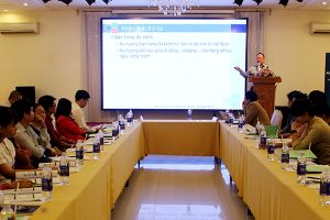 Hơn 120 doanh nghiệp tham gia tập huấn kinh doanh trực tuyến