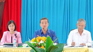 Chủ tịch UBND tỉnh Đinh Quốc Thái làm việc với huyện Cẩm Mỹ