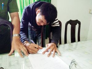 Triệt phá hàng chục băng nhóm tội phạm