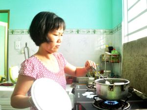 Gắng tròn phận con hiếu thảo