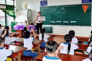 35 năm ngày Nhà giáo Việt Nam (20-11): Vinh quang càng lớn, trách nhiệm càng cao