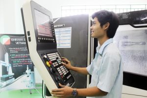 Trường nghề thay đổi đón thách thức