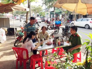 Làm lại cuộc đời