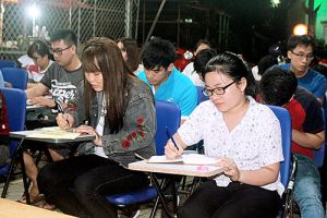 Dạy ngoại ngữ miễn phí cho người lao động
