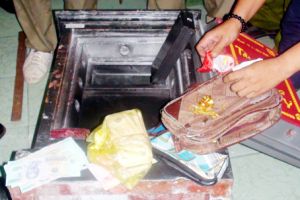 ​Cảnh giác với nạn trộm két sắt