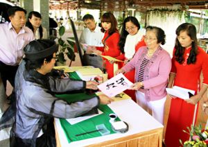 Ấm áp mùa xuân quê nhà