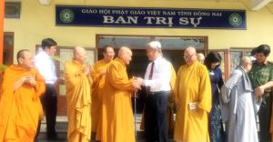 Lãnh đạo tỉnh thăm và chúc mừng lễ Phật đản