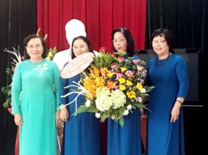 Thành lập Chi hội Nữ trí thức huyện Định Quán