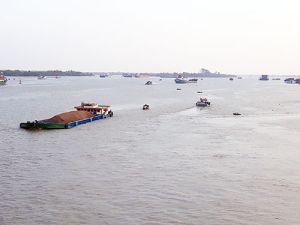 Tái triển khai các dự án nạo vét thông luồng sông Đồng Nai: Coi trọng yêu cầu bảo vệ môi trường