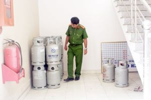 Chống hàng giả, hàng cấm dịp cuối năm