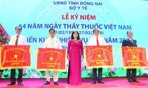 Nhiều hoạt động kỷ niệm 64 năm Ngày Thầy thuốc Việt Nam