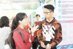 Giúp học sinh an toàn trong thế giới ảo