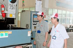 Thi đua sáng tạo, tăng năng suất lao động