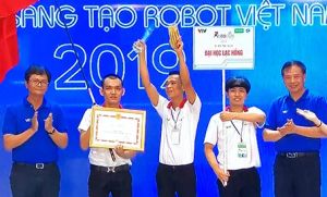 Trường đại học Lạc Hồng lần thứ 9 vô địch Cuộc thi Sáng tạo robot Việt Nam