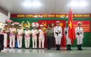 Công bố thành lập Công an thành phố Long Khánh