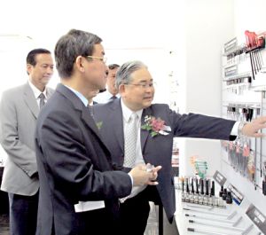 Khánh thành nhà máy sản xuất thiết bị và phụ tùng