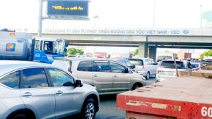 Xử lý điểm kẹt xe trên quốc lộ 51:Cần tính toán lâu dài