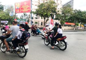 Đảm bảo an toàn giao thông cho trẻ đến trường