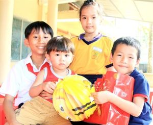 Sôi nổi các hoạt động vui Trung thu