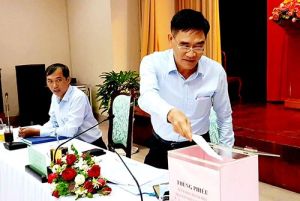 Thống nhất xét chọn 24 Doanh nghiệp xuất sắc và 17 Doanh nhân xuất sắc